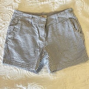 Vineyard Vines Seersucker Shorts - Size 4